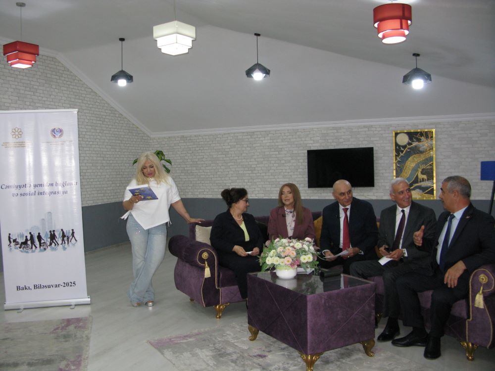 “Beynəlxalq Əlillər Cəmiyyəti”     “Dünya” TV-nin efirindən “Biz Sizinləyik” dedi