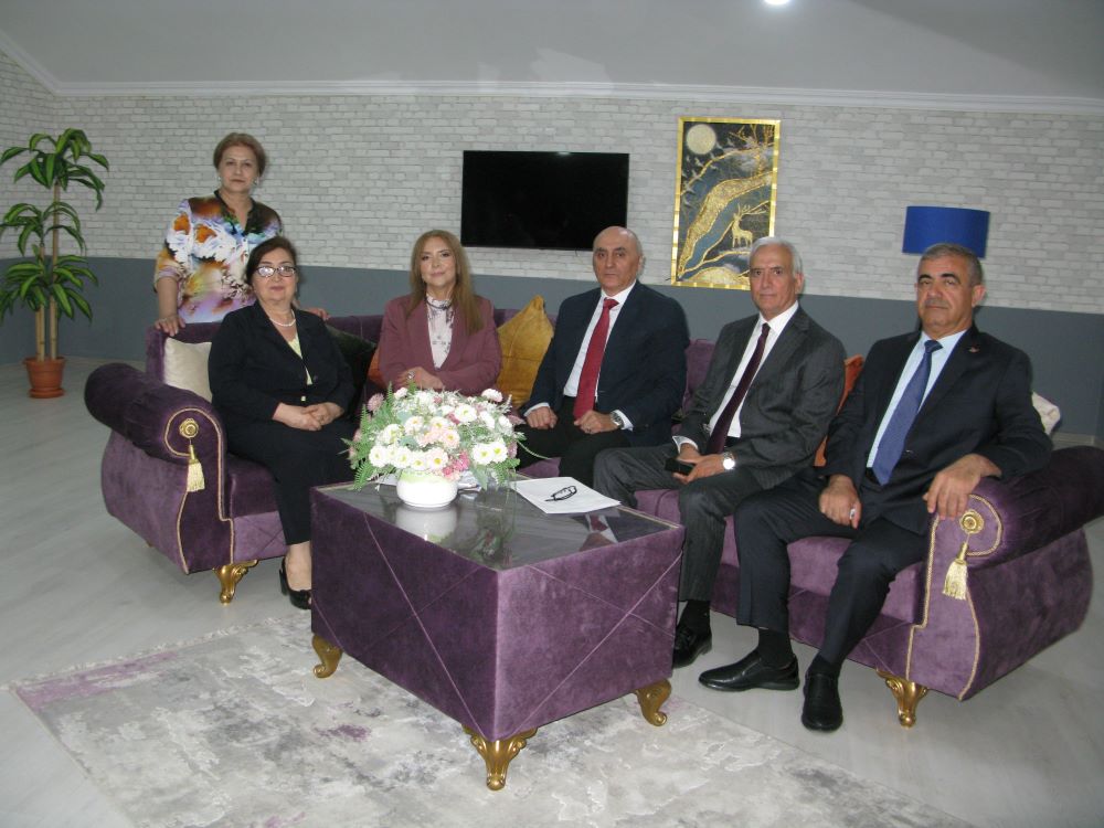 “Beynəlxalq Əlillər Cəmiyyəti”     “Dünya” TV-nin efirindən “Biz Sizinləyik” dedi